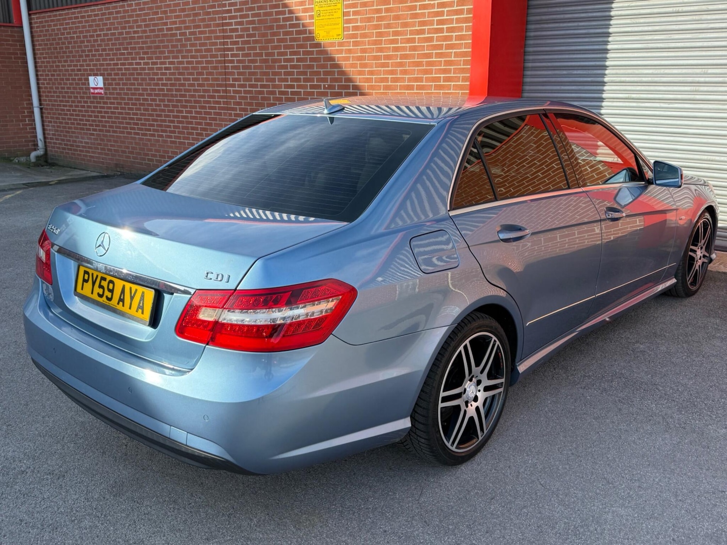 Used Mercedes-Benz E Class 2009 for sale - 77898410: Photo 34