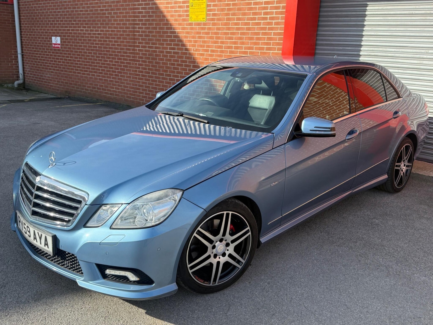 Used Mercedes-Benz E Class 2009 for sale - 77898410: Photo 6