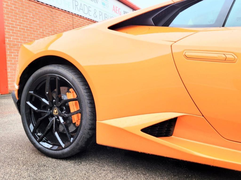 Used Lamborghini Huracan 2018 for sale - 77598856: Photo 17