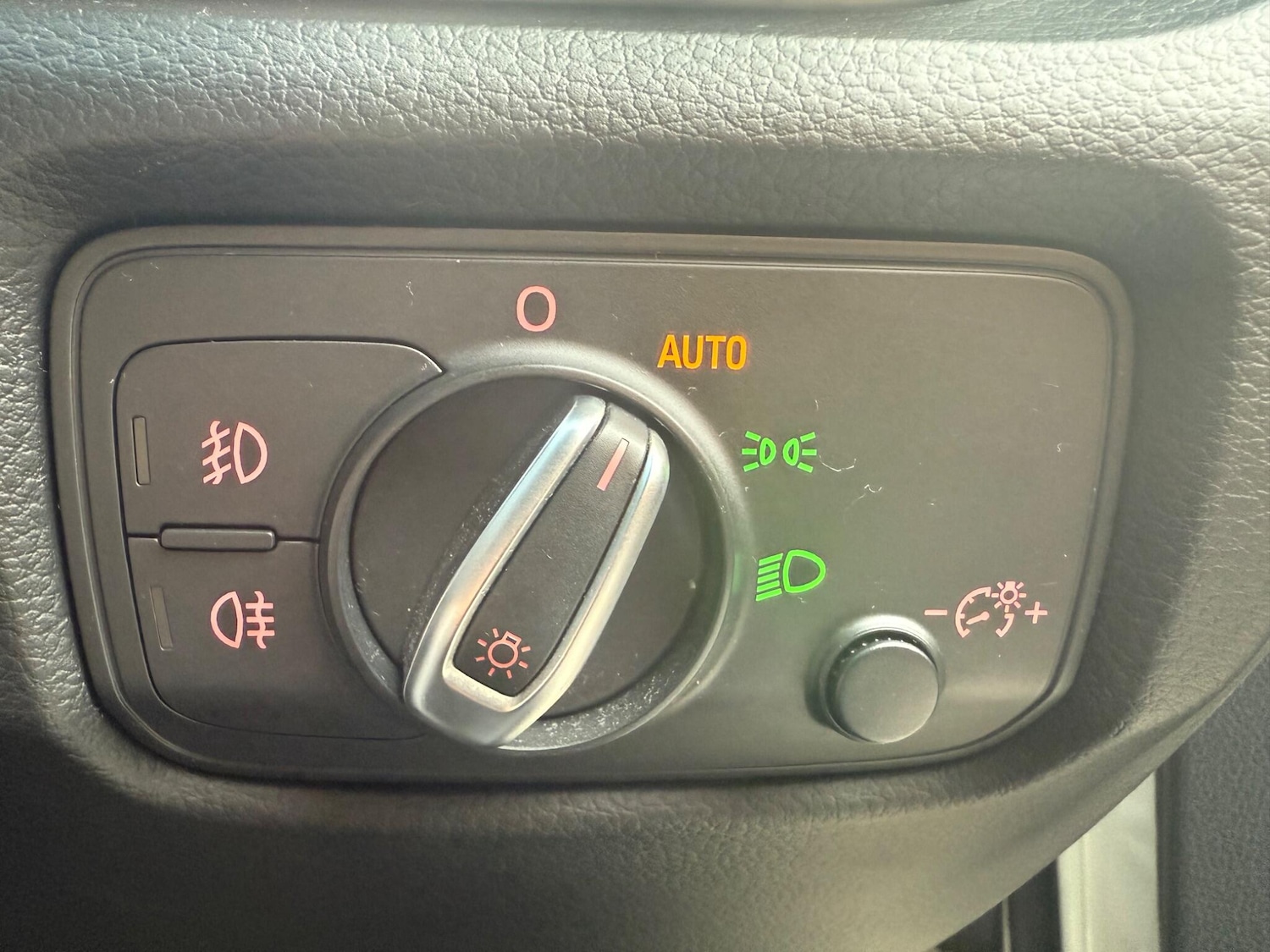 Used Audi A3 2013 for sale - 76659120: Photo 11