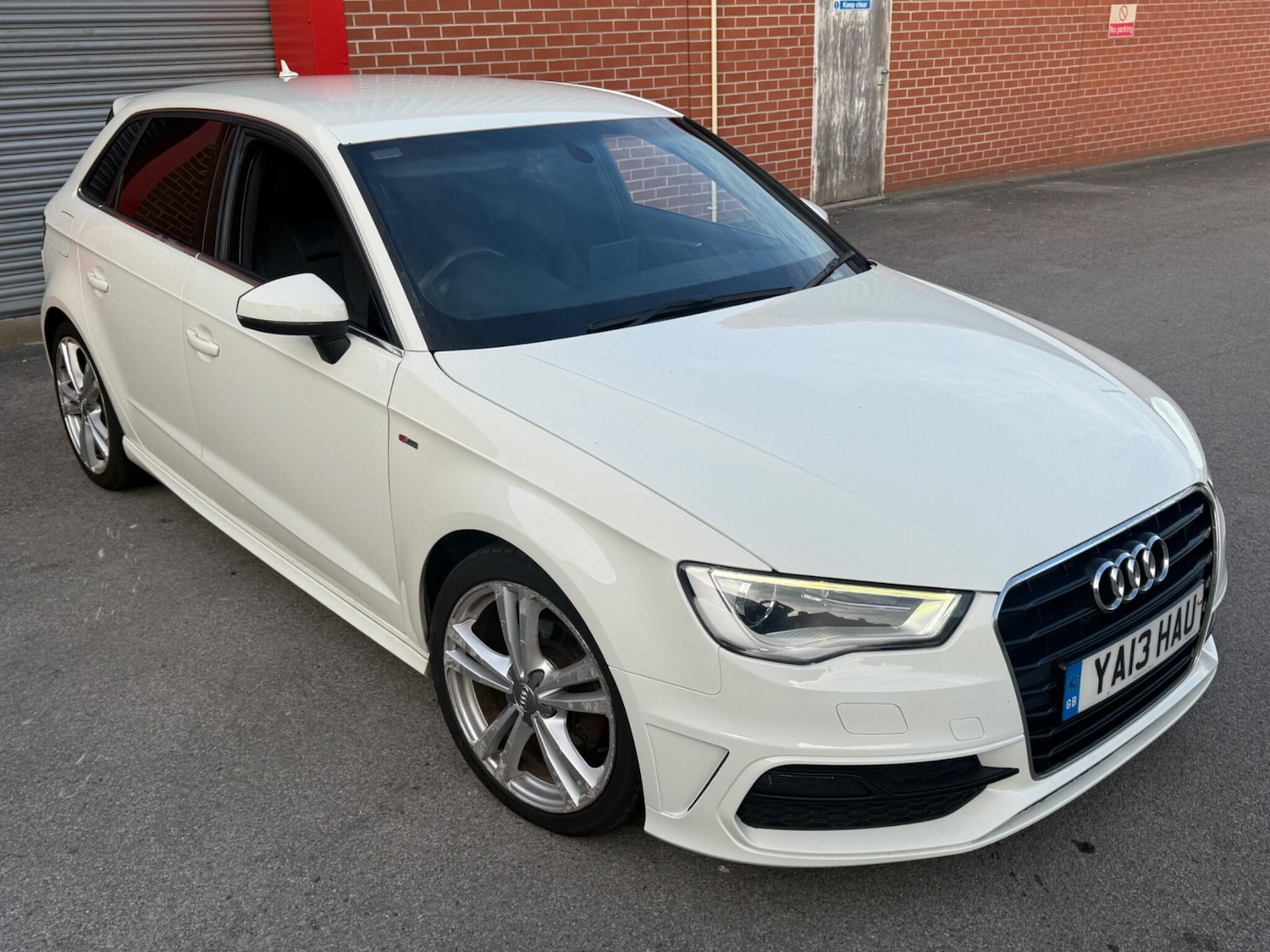 Used Audi A3 2013 for sale - 76659120: Photo 2