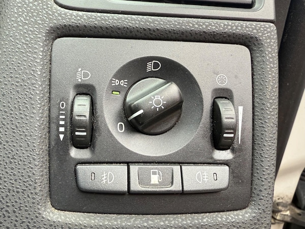 Used Volvo C30 2011 for sale - 76151343: Photo 10