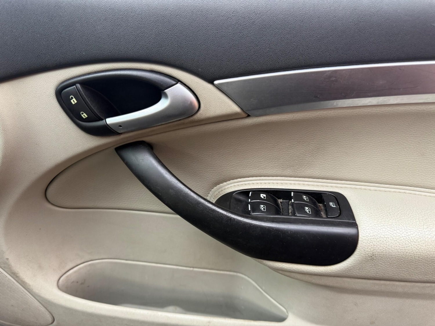 Used Saab 9-3 2008 for sale - 77456092: Photo 11