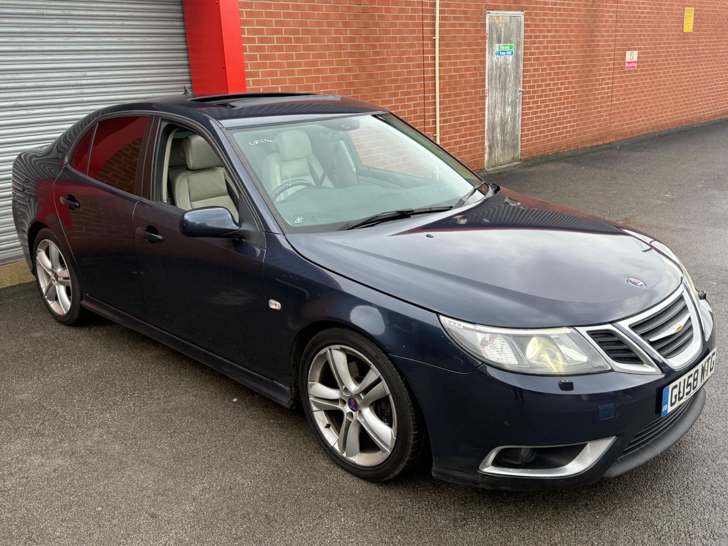 Used Saab 9-3 2008 for sale - 77456092: Photo 2