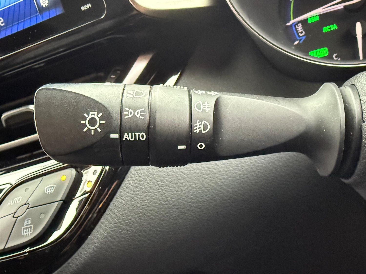 Used Toyota C-HR for sale - 76997660: Photo 16