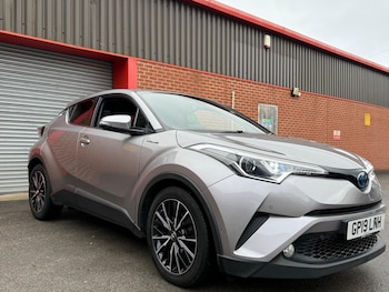 Used Toyota C-HR 2019 for sale - 76997660: Photo