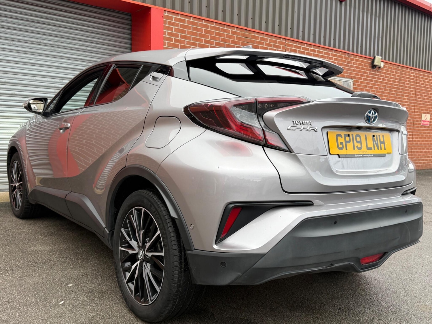 Used Toyota C-HR for sale - 76997660: Photo 33