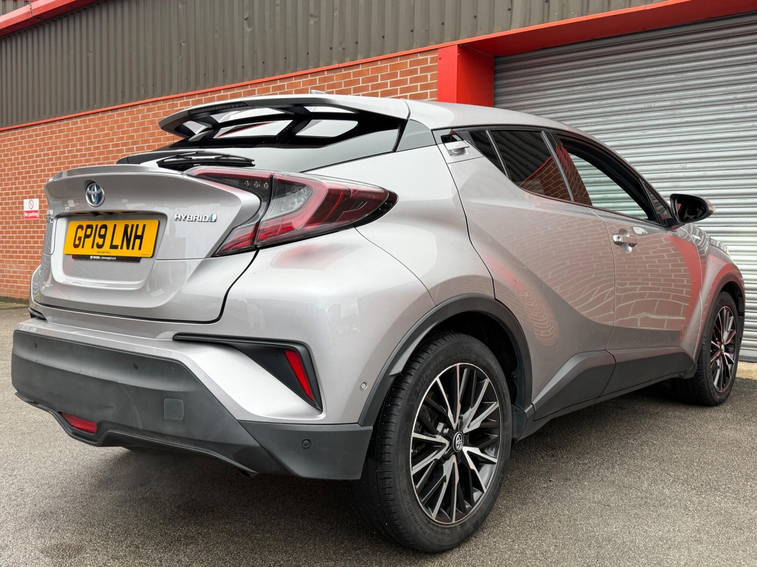 Used Toyota C-HR for sale - 76997660: Photo 35