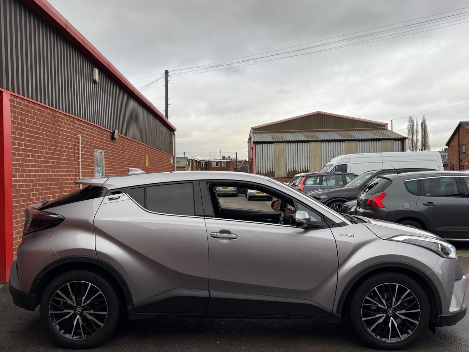 Used Toyota C-HR for sale - 76997660: Photo 7