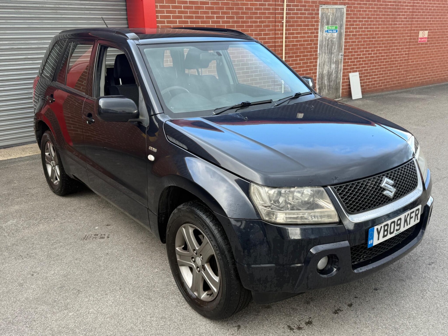 Used Suzuki Grand Vitara 2009 for sale - 76370958: Photo 2