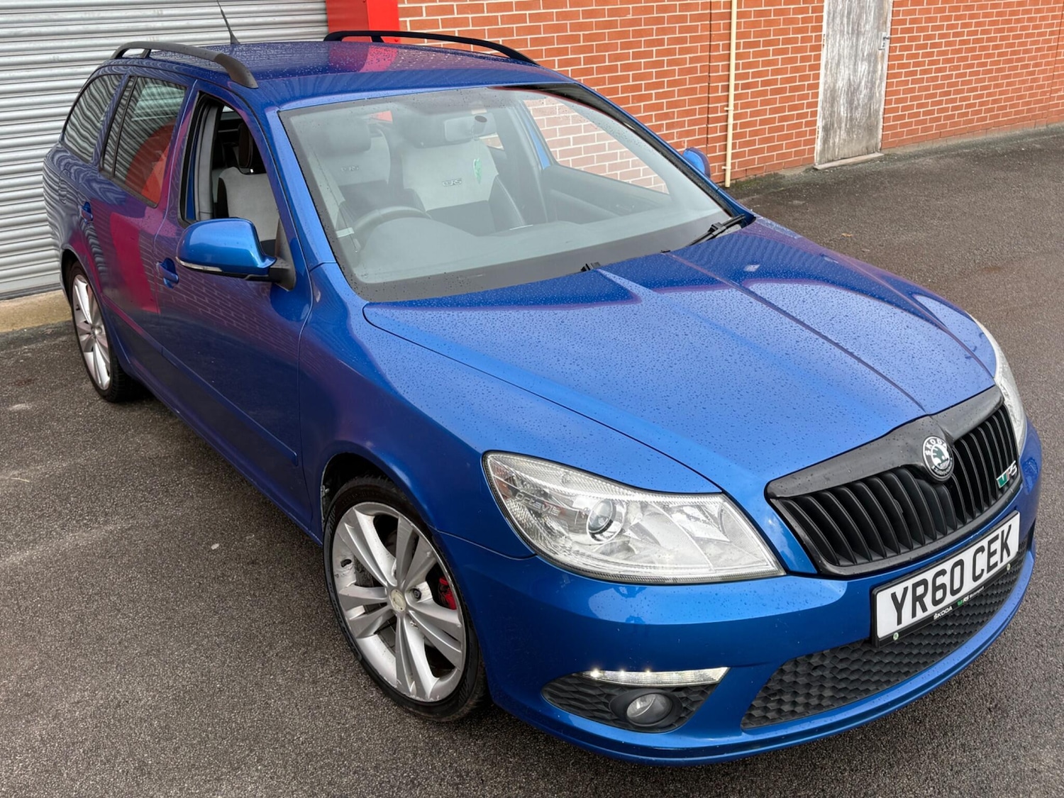 Used Skoda Octavia 2010 for sale - 76620023: Photo 2