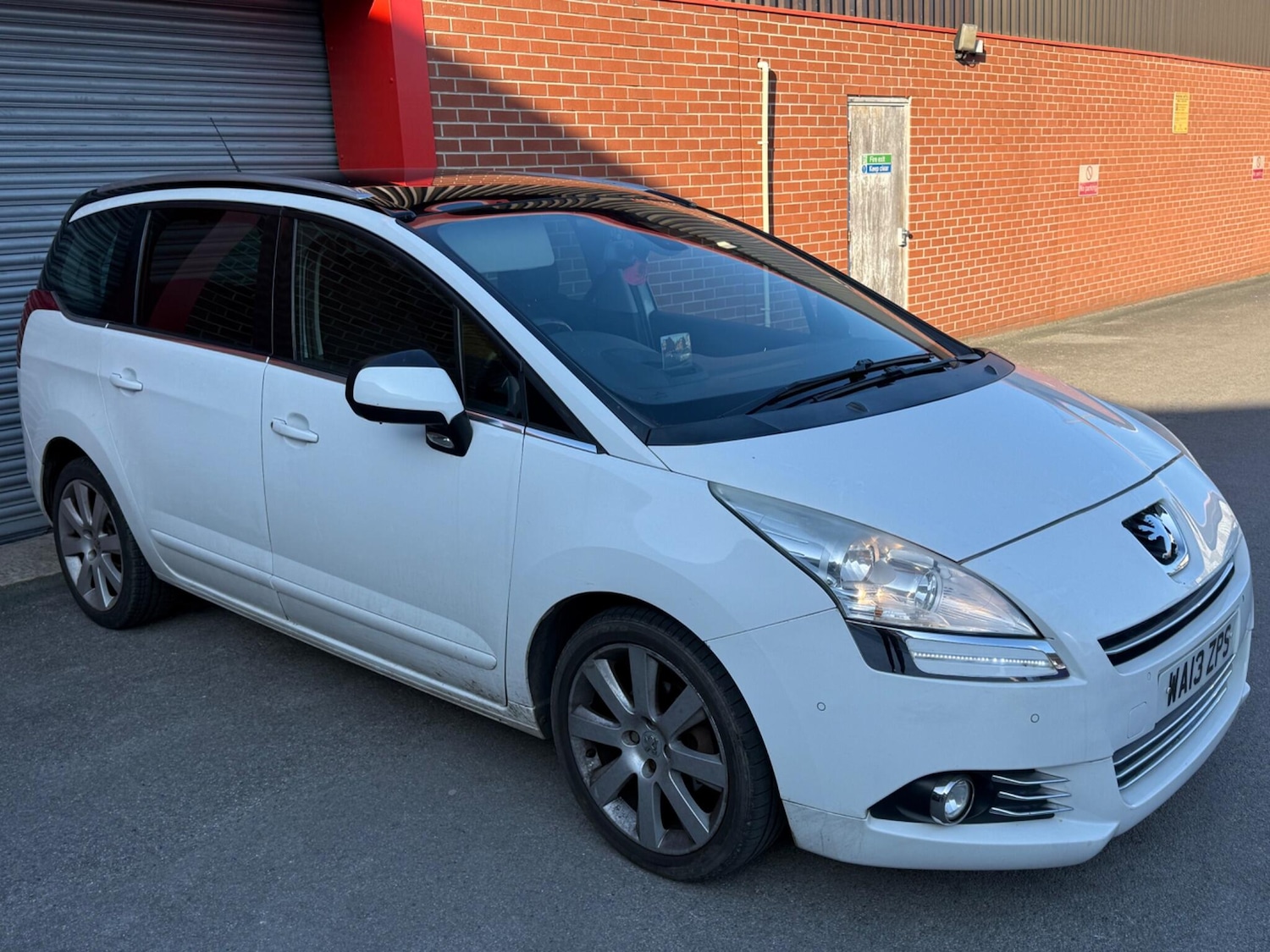 Used Peugeot 5008 for sale - 77909514: Photo 2
