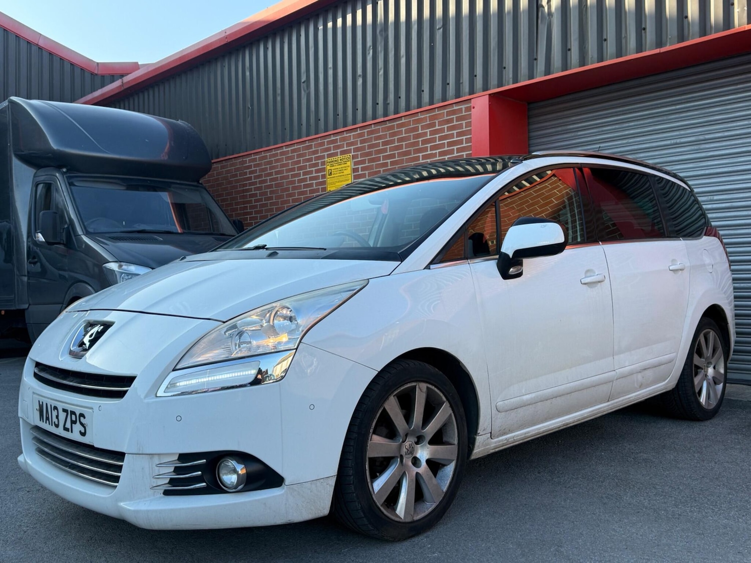 Used Peugeot 5008 for sale - 77909514: Photo 5