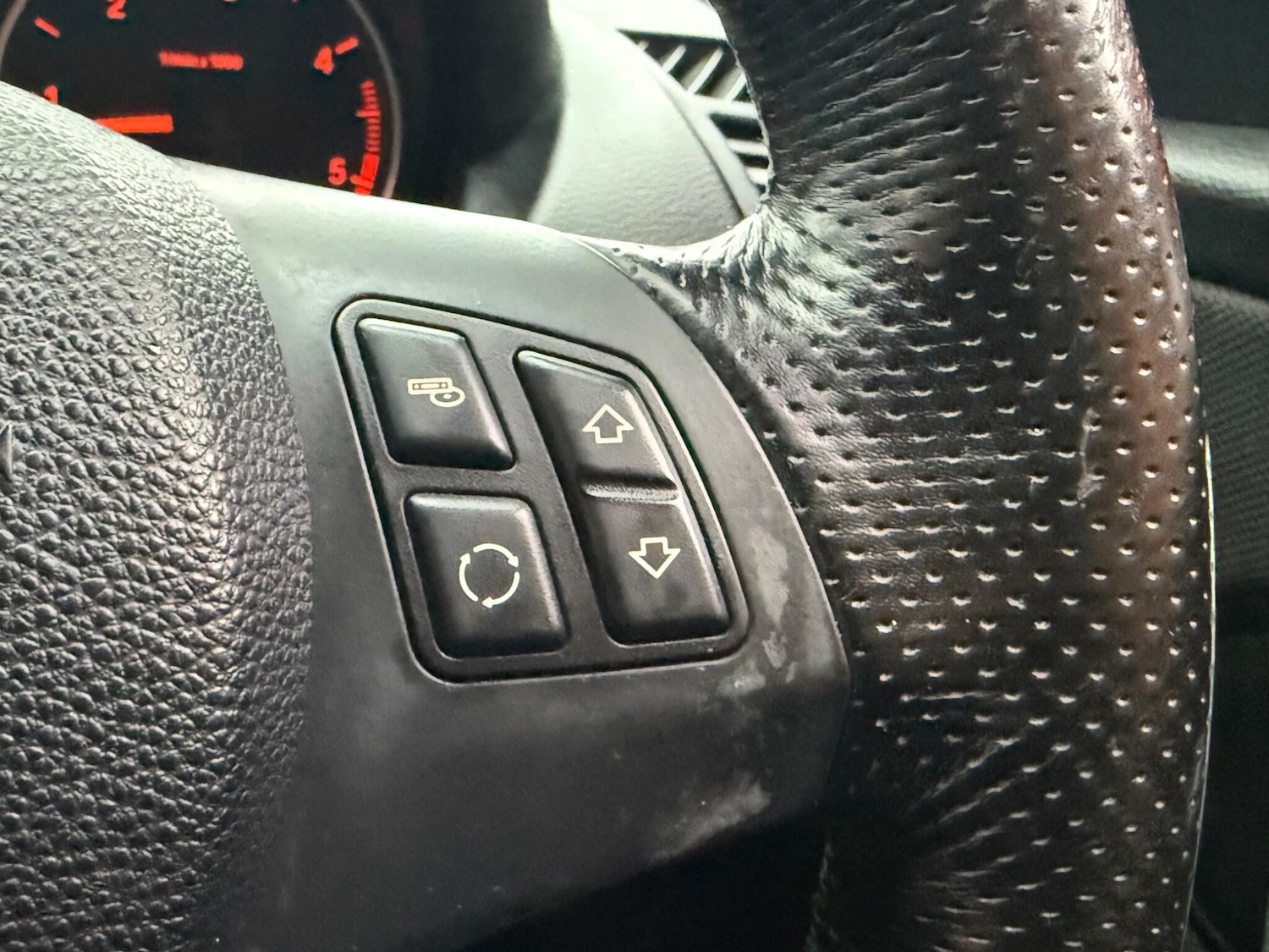 Used BMW 1 Series 2011 for sale - 77279509: Photo 11