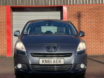Used Peugeot 5008 2011 for sale - 73600076: Photo
