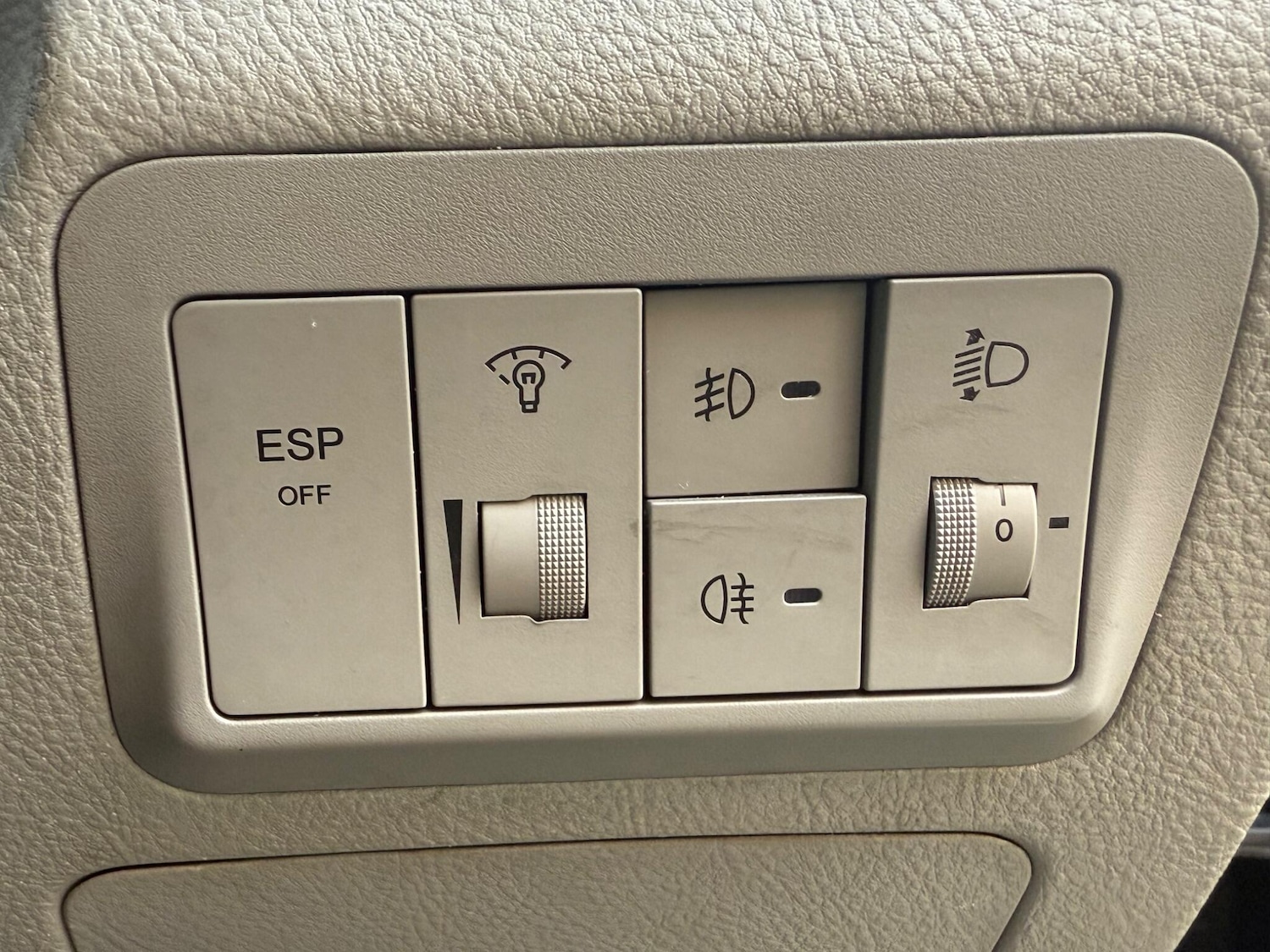 Used Hyundai Santa Fe for sale - 77174985: Photo 10