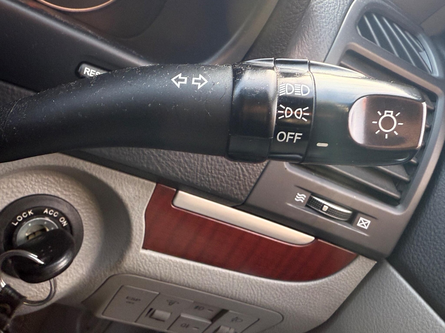 Used Hyundai Santa Fe for sale - 77174985: Photo 12