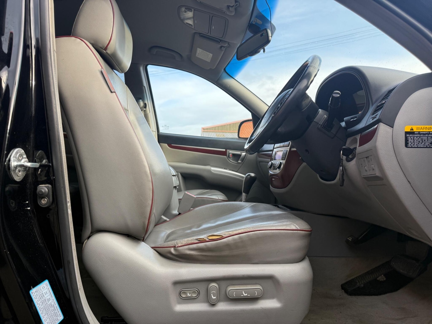 Used Hyundai Santa Fe for sale - 77174985: Photo 22