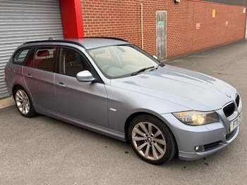 Used BMW 3 Series 2011 for sale - 79475398: Photo