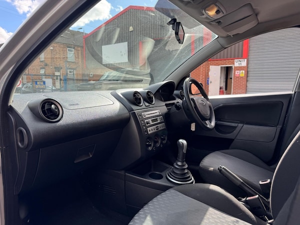 Used Ford Fiesta 2005 for sale - 76094908: Photo 10