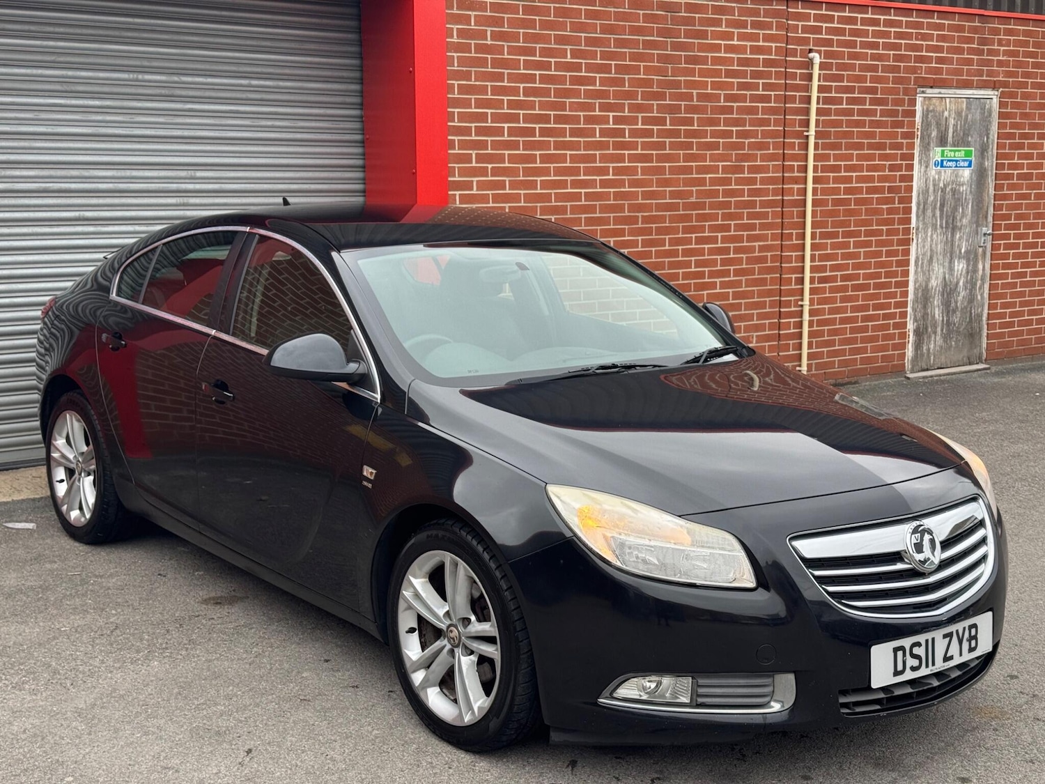 Used Vauxhall Insignia 2011 for sale - 76295521: Photo 1