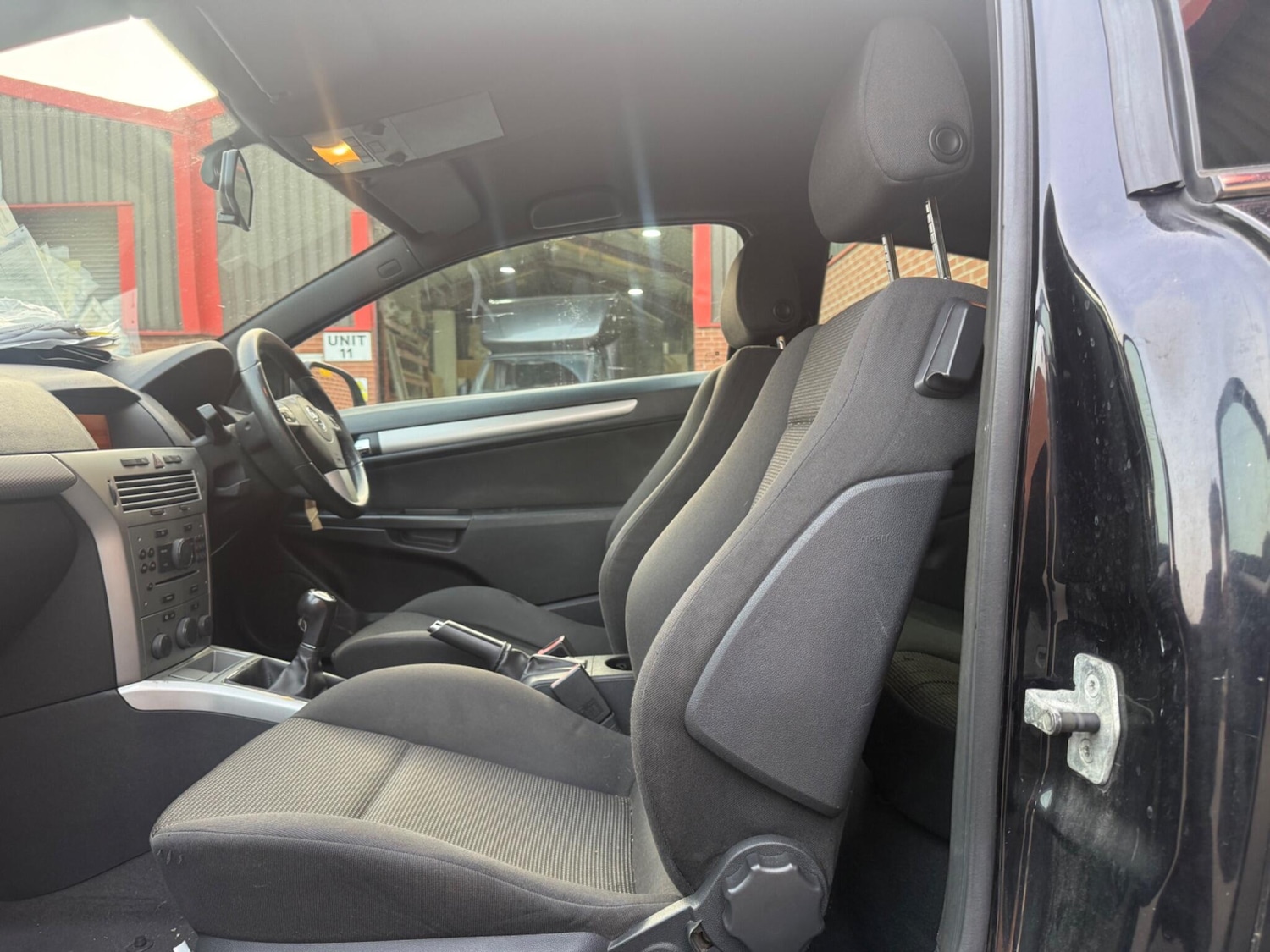 Used Vauxhall Astra 2010 for sale - 78071952: Photo 24