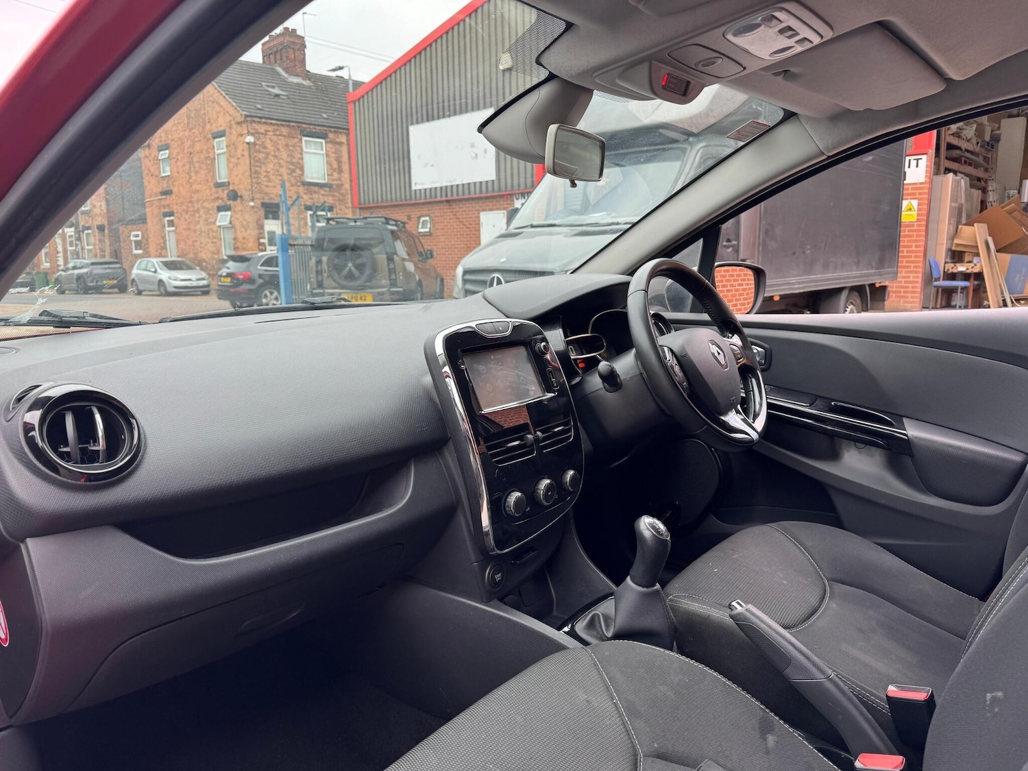 Used Renault Clio 2014 for sale - 76667524: Photo 15