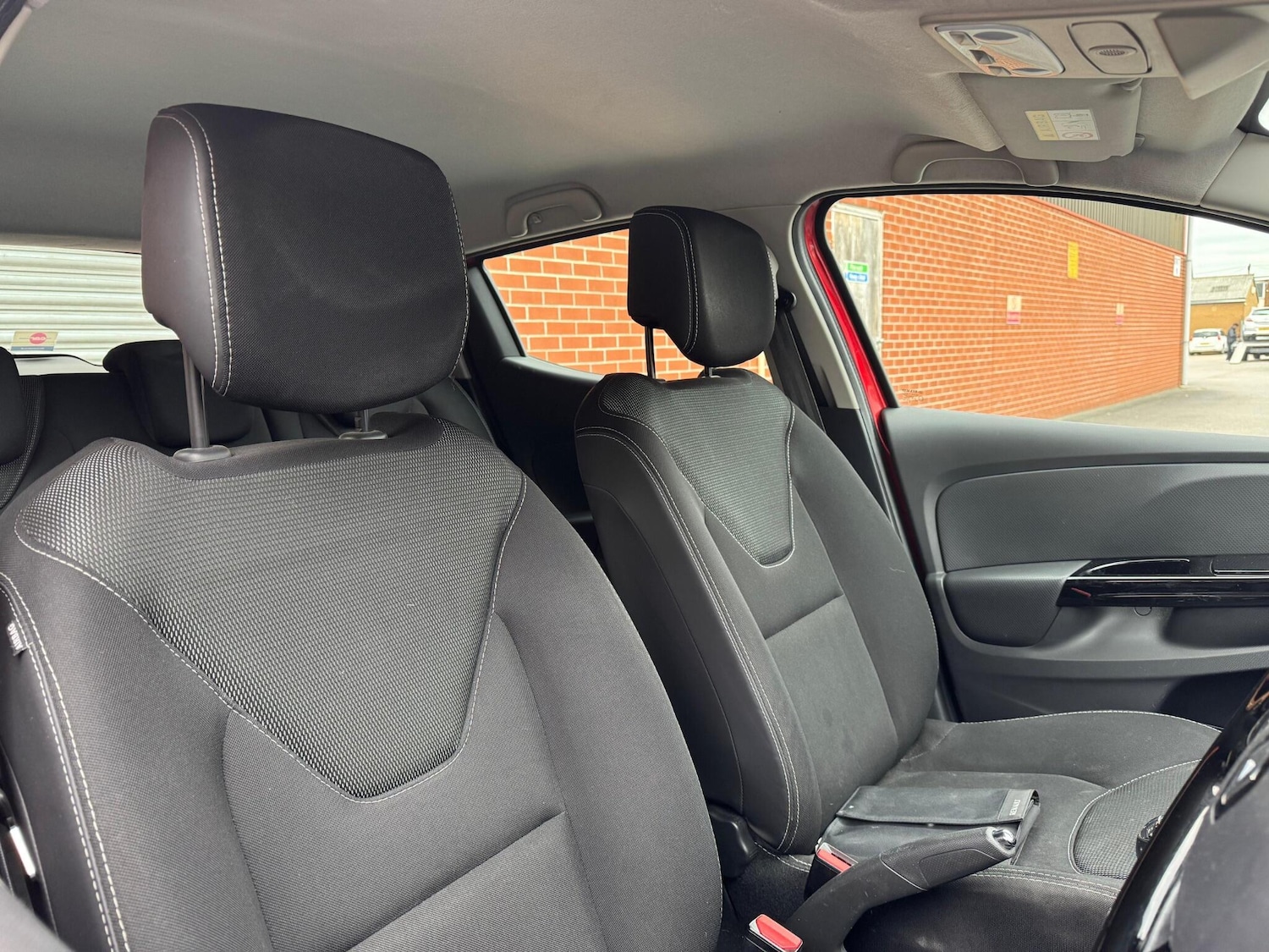 Used Renault Clio 2014 for sale - 76667524: Photo 20