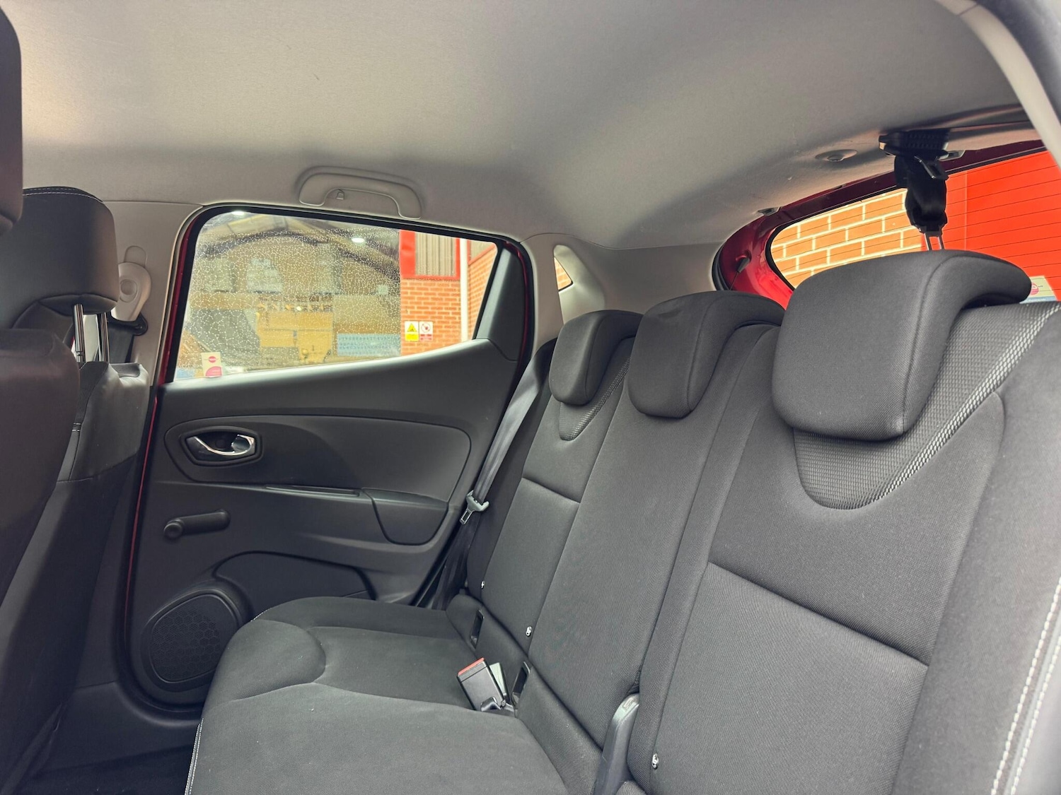 Used Renault Clio 2014 for sale - 76667524: Photo 24