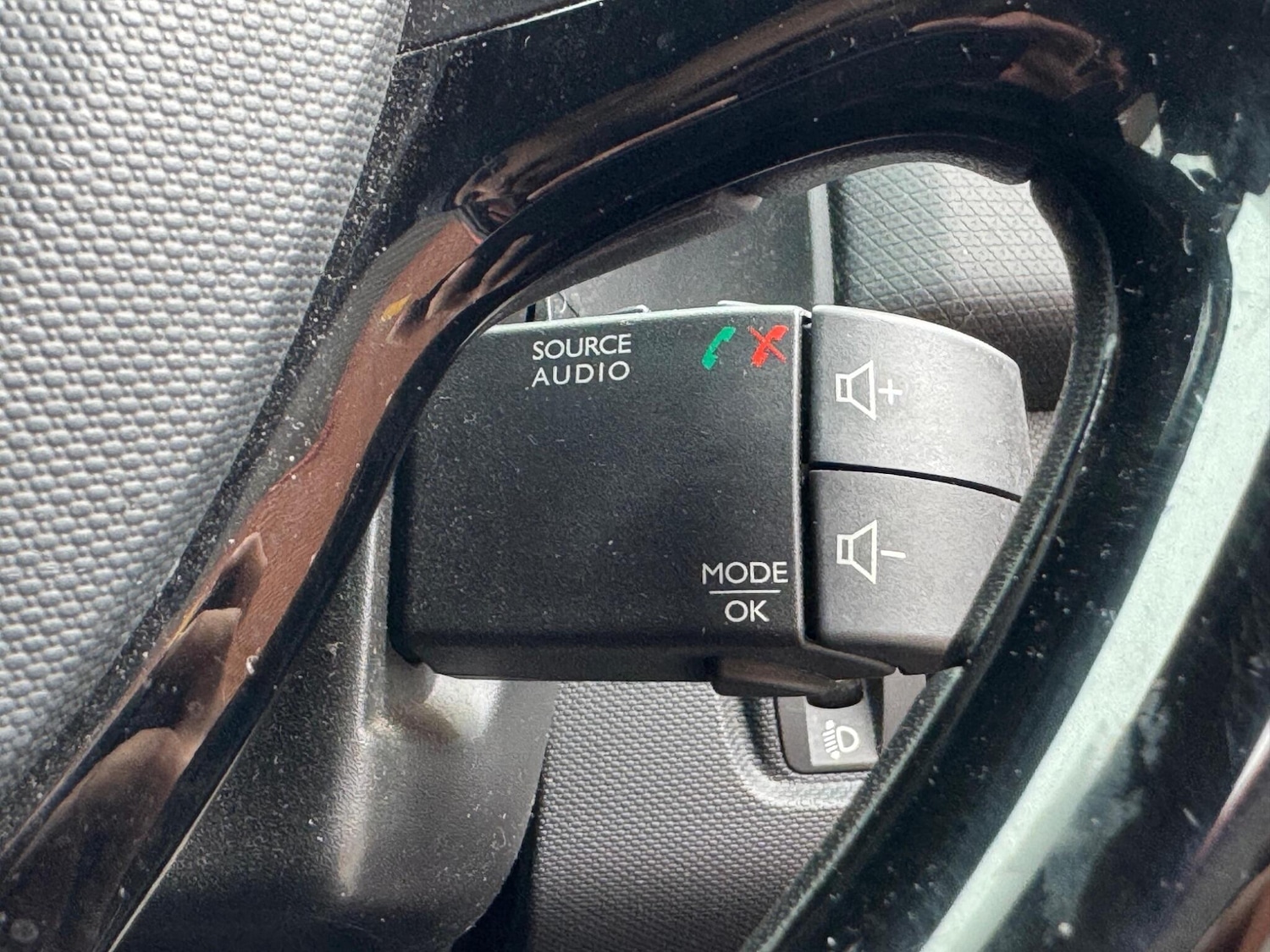 Used Renault Clio 2014 for sale - 76667524: Photo 9