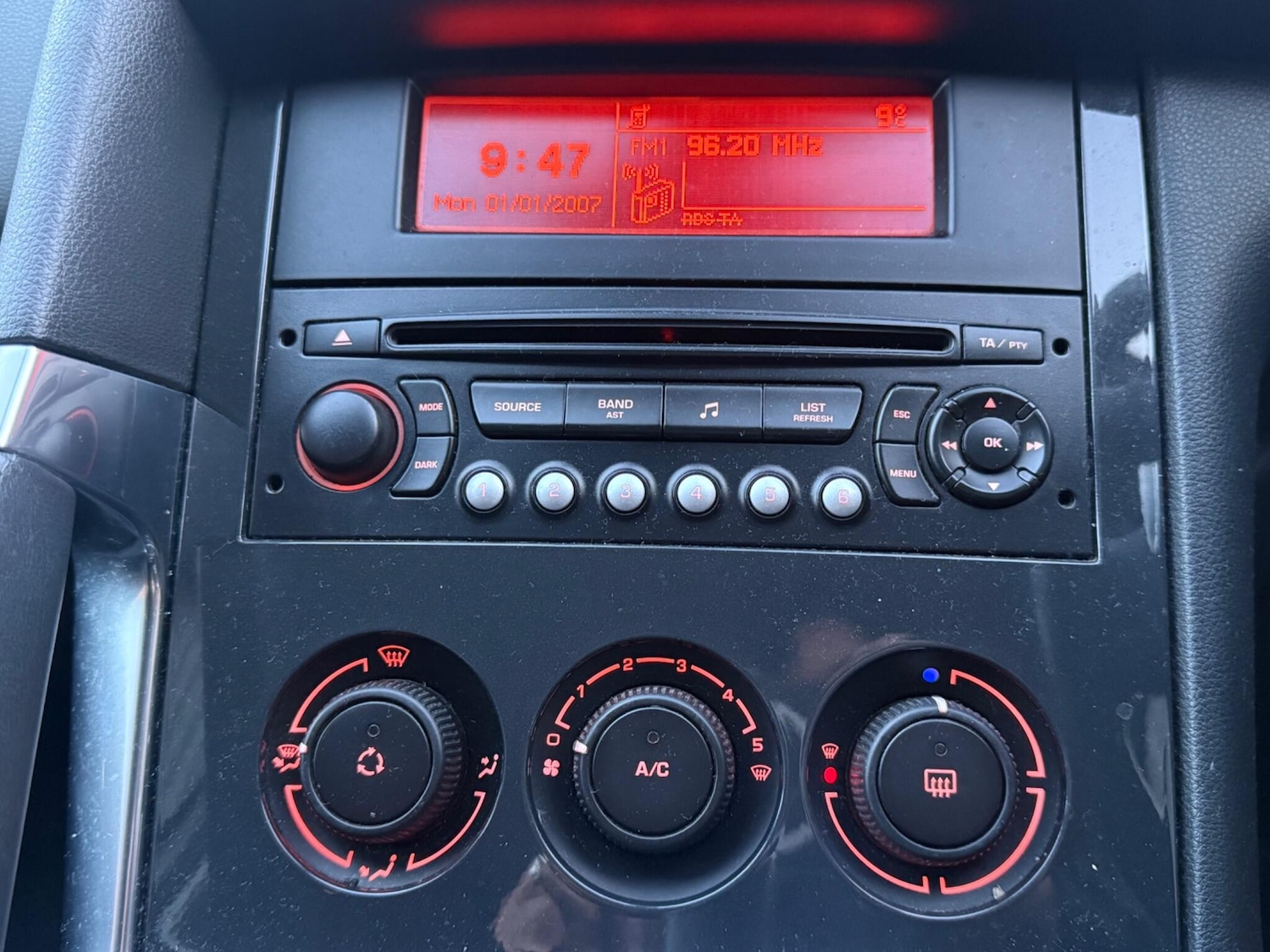 Used Peugeot 3008 2011 for sale - 78185348: Photo 18