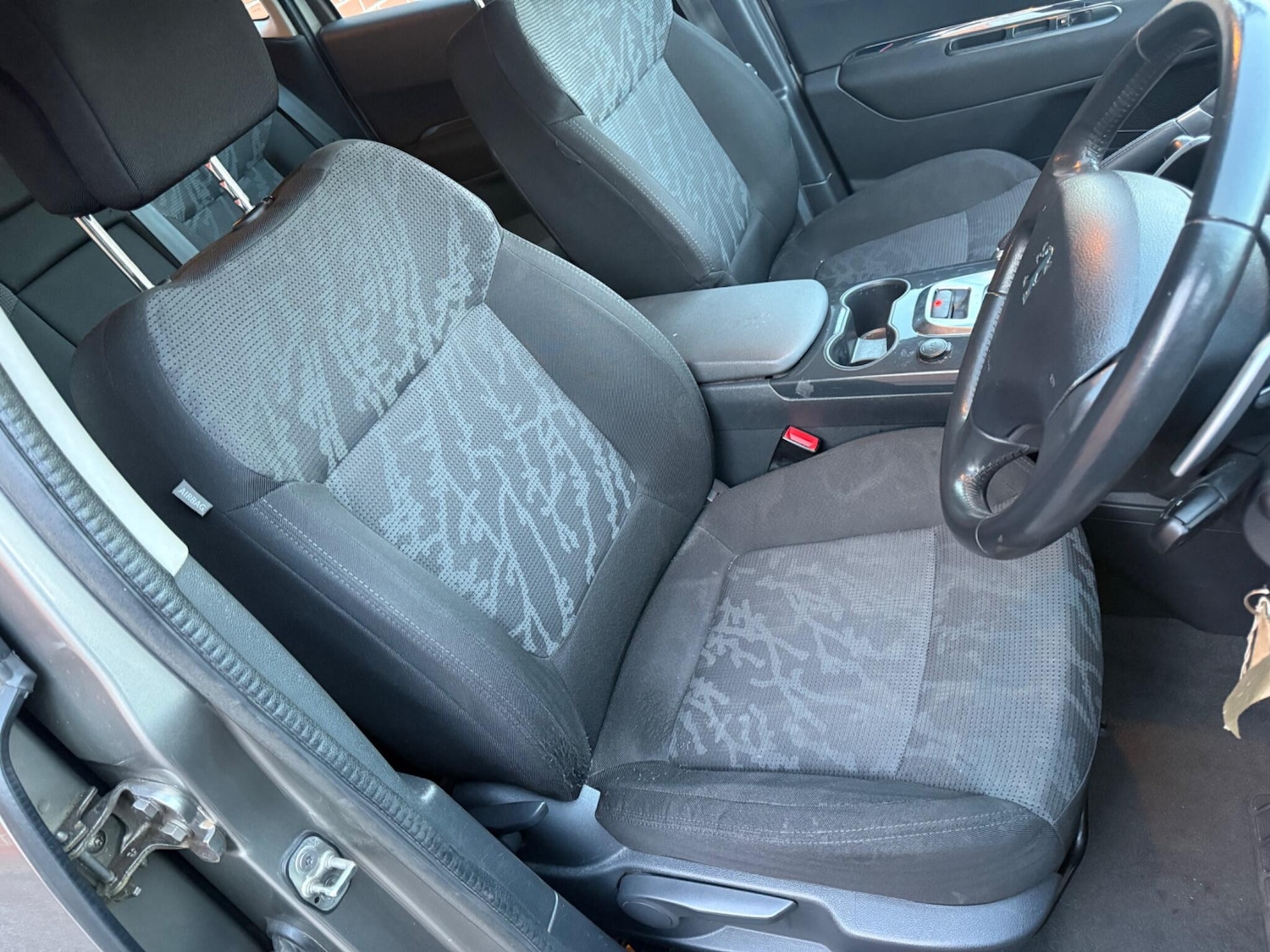 Used Peugeot 3008 2011 for sale - 78185348: Photo 23