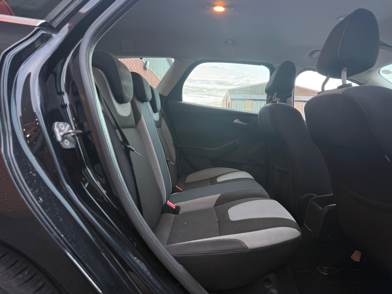 Used Ford Focus 2013 for sale - 76389258: Photo 24