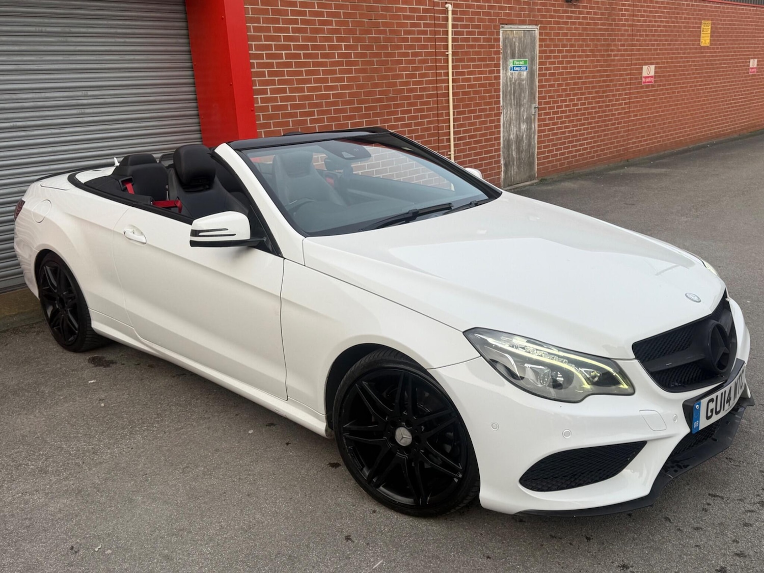 Used Mercedes-Benz E Class 2014 for sale - 77559515: Photo 2