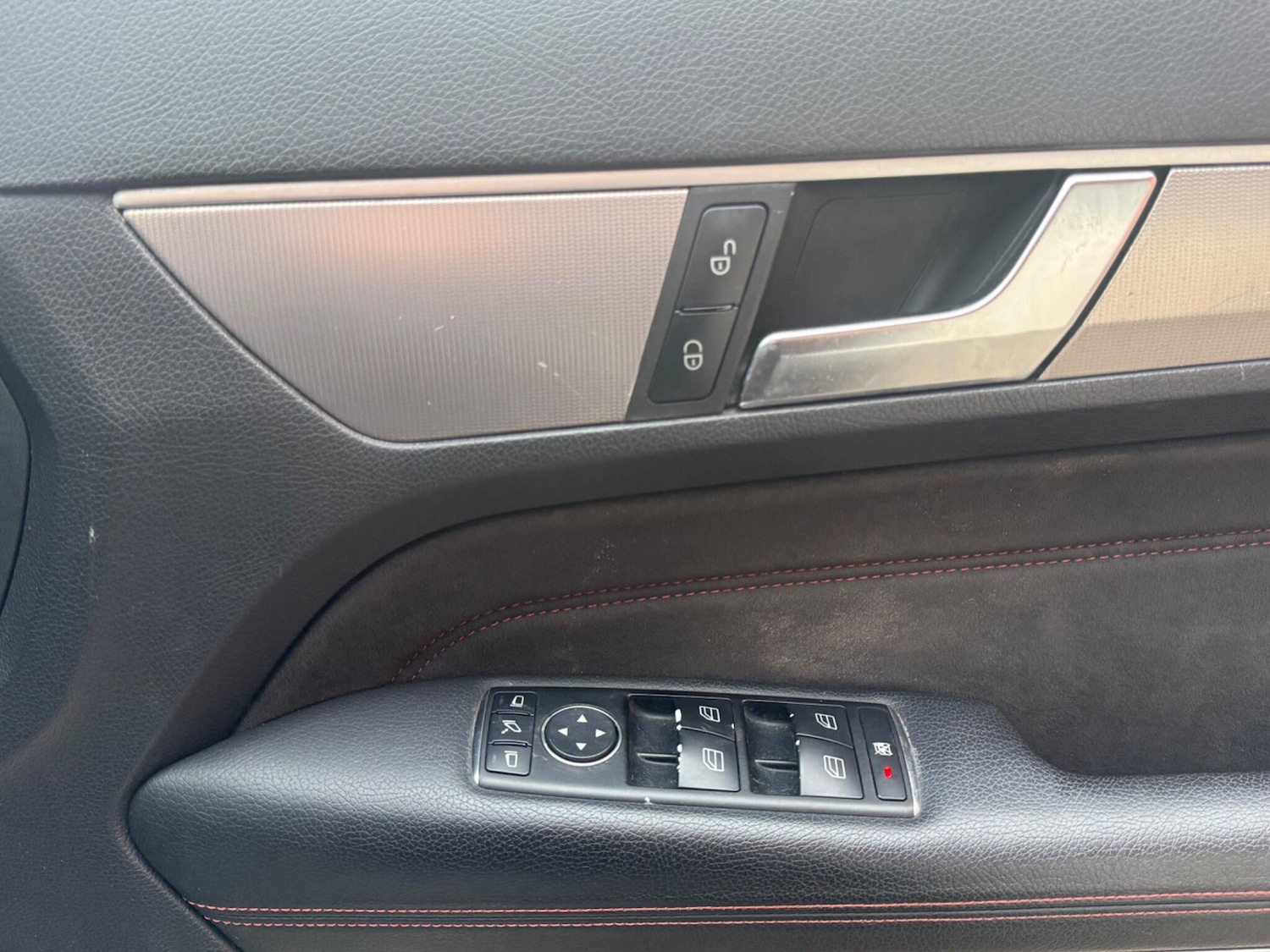 Used Mercedes-Benz E Class 2014 for sale - 77559515: Photo 9