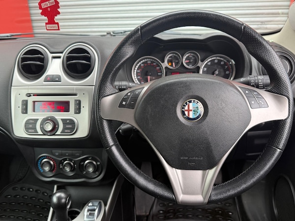 Used Alfa Romeo MiTo 2011 for sale - 76060513: Photo 31