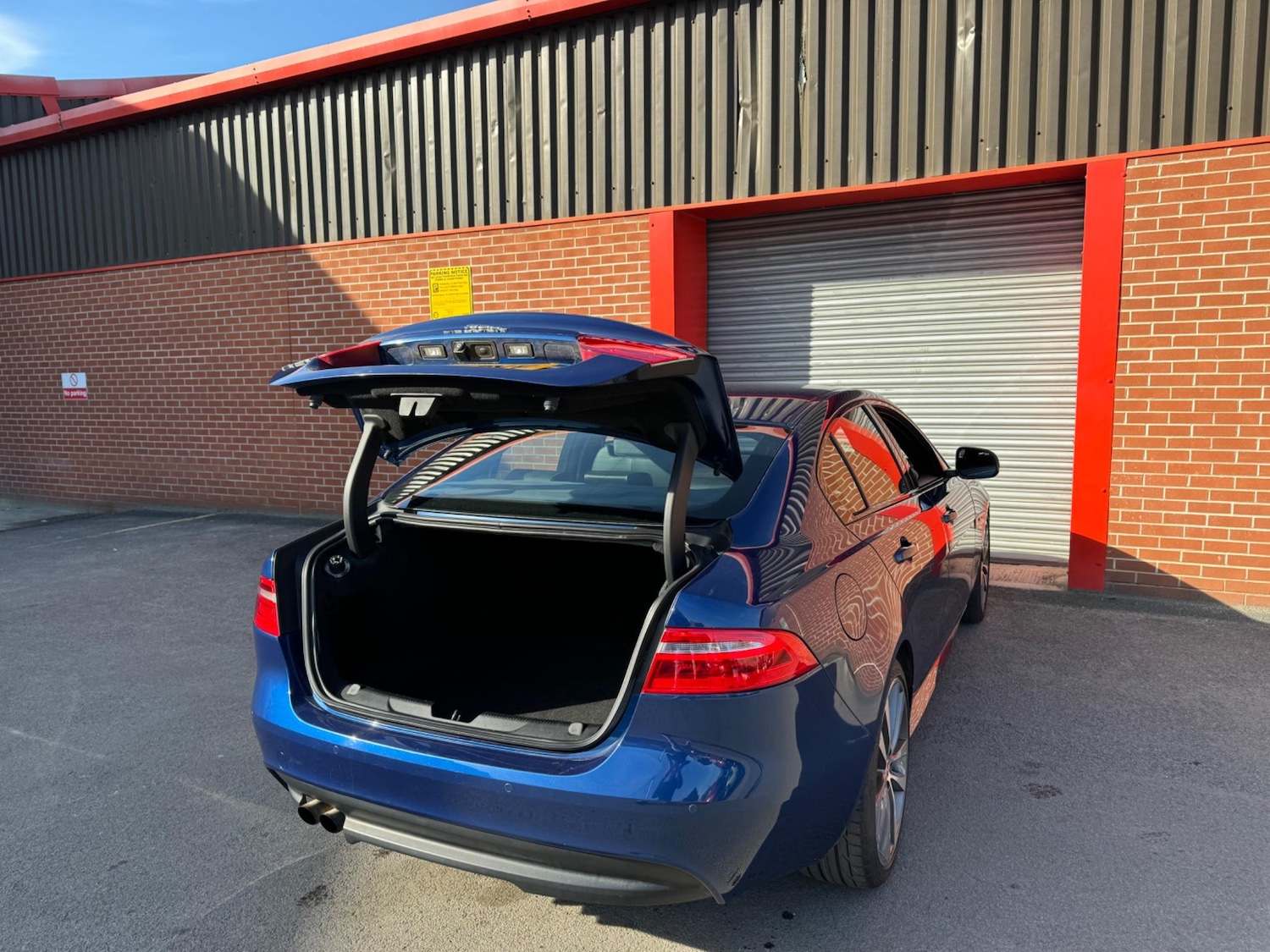 Vehicle 33