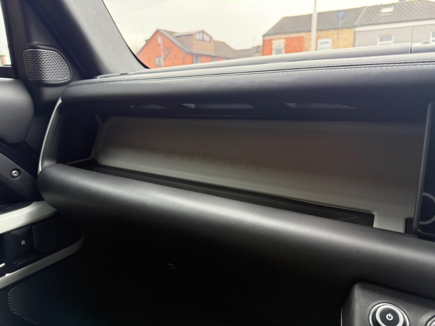 Used Land Rover Defender 2021 for sale - 77799025: Photo 19