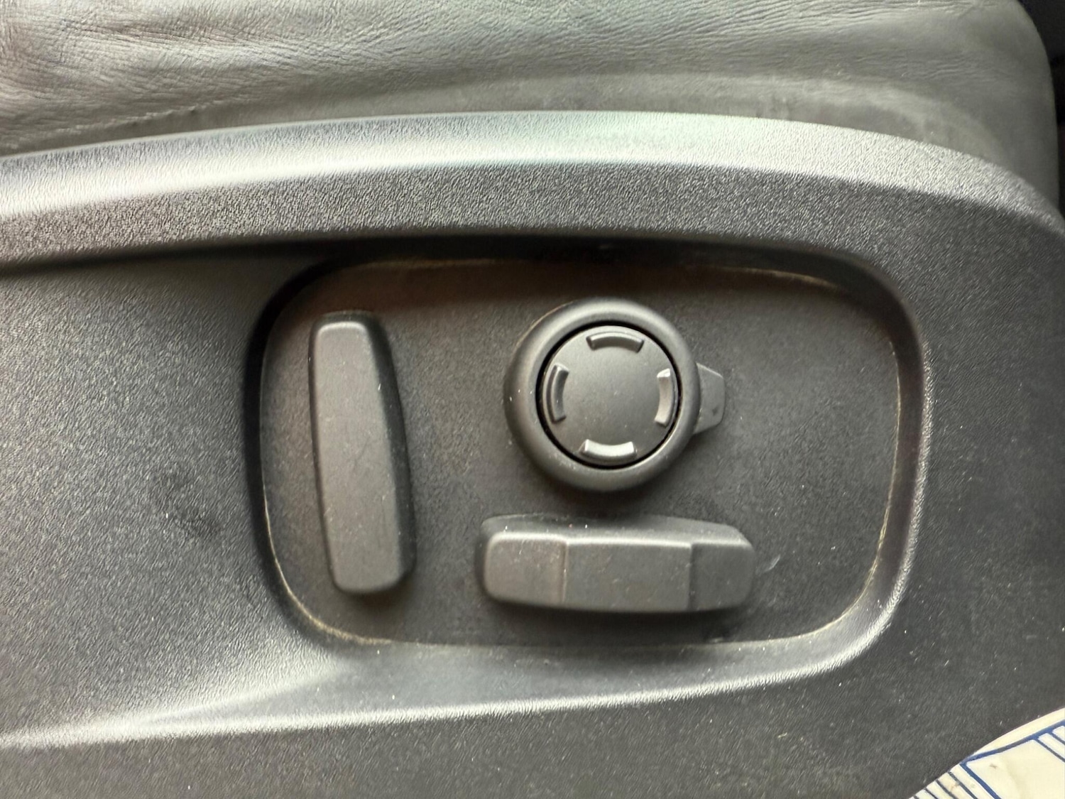 Used Land Rover Defender 2021 for sale - 77799025: Photo 22