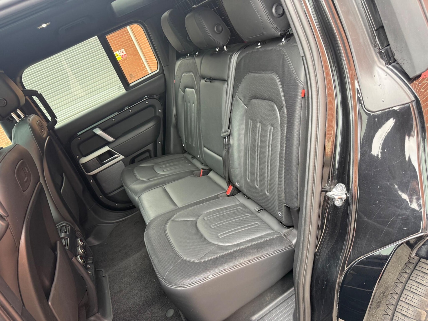 Used Land Rover Defender 2021 for sale - 77799025: Photo 29