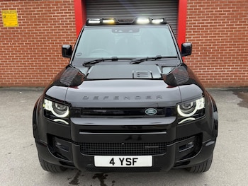 Used Land Rover Defender 2021 for sale - 77799025: Photo