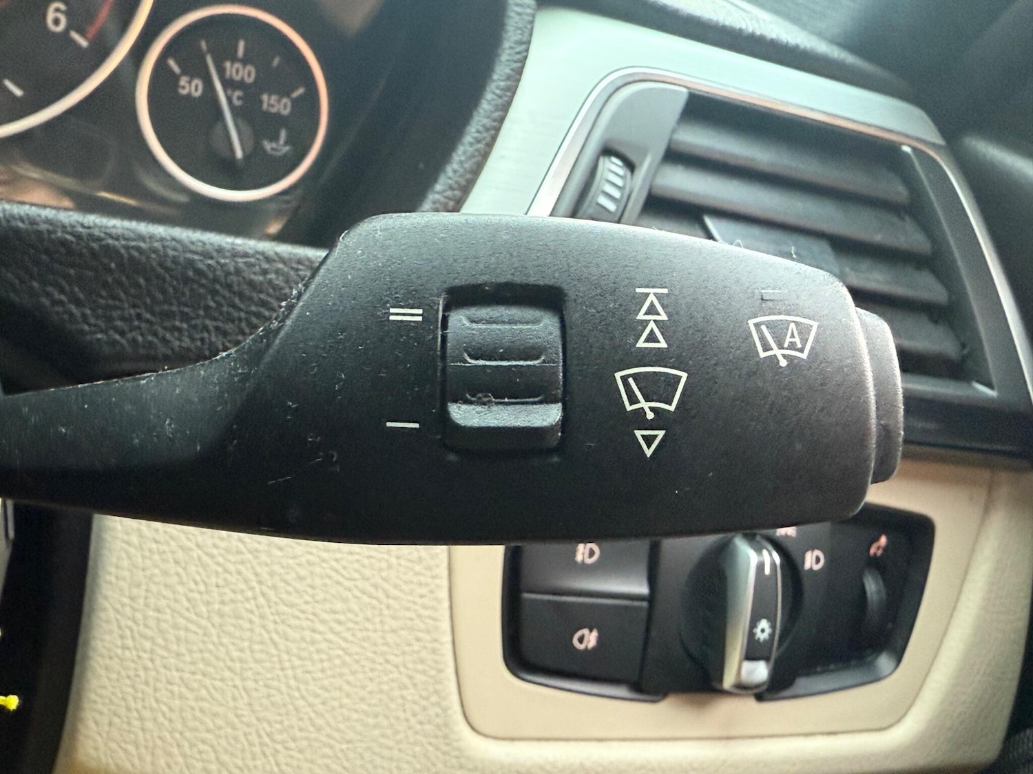 Used BMW 3 Series 2017 for sale - 77400425: Photo 12