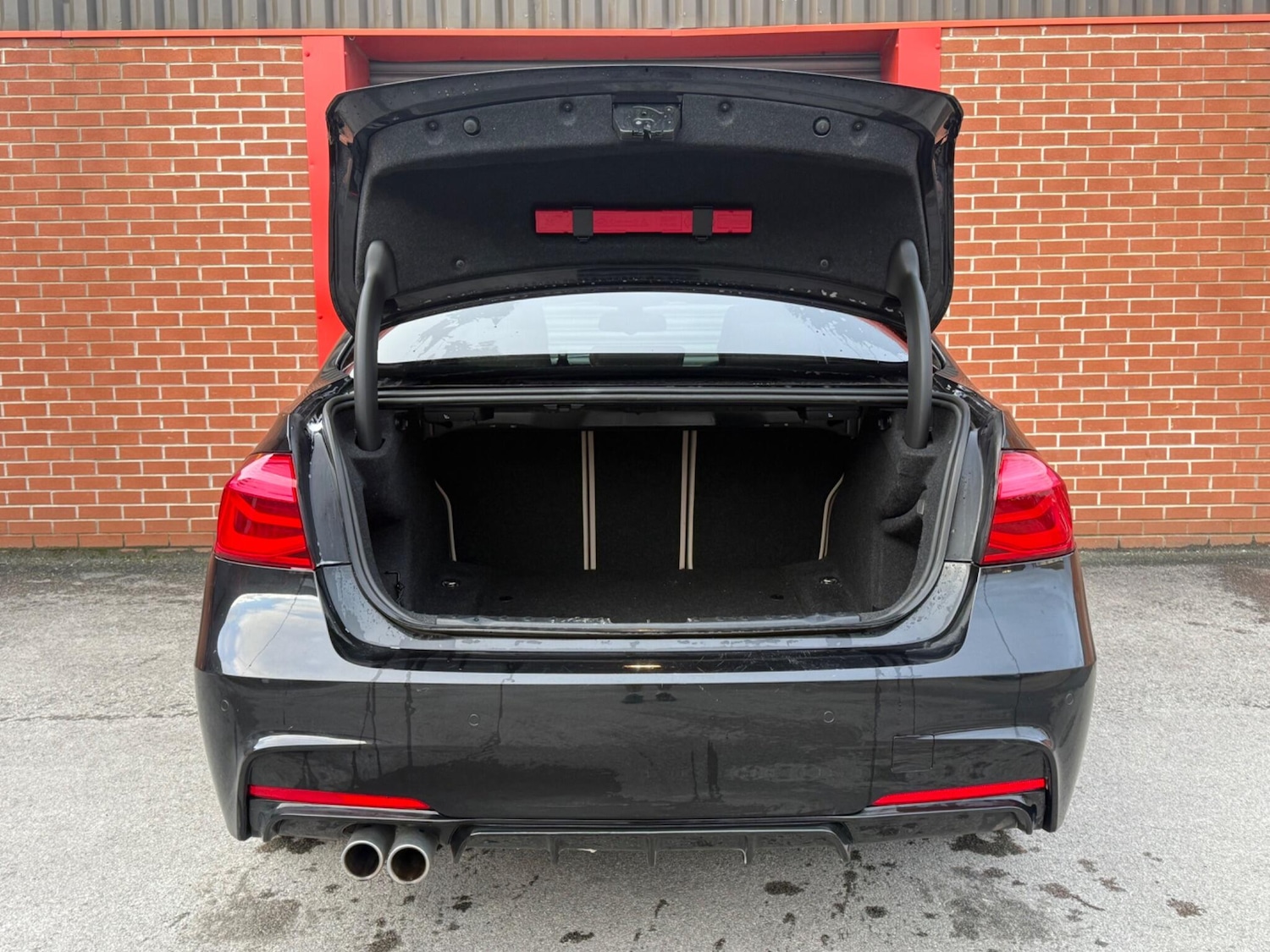 Used BMW 3 Series 2017 for sale - 77400425: Photo 36