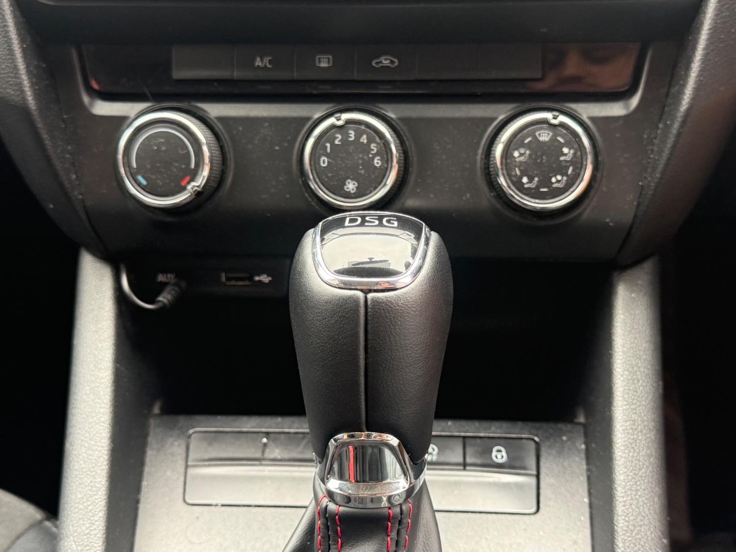 Used Skoda Octavia 2015 for sale - 77982688: Photo 13