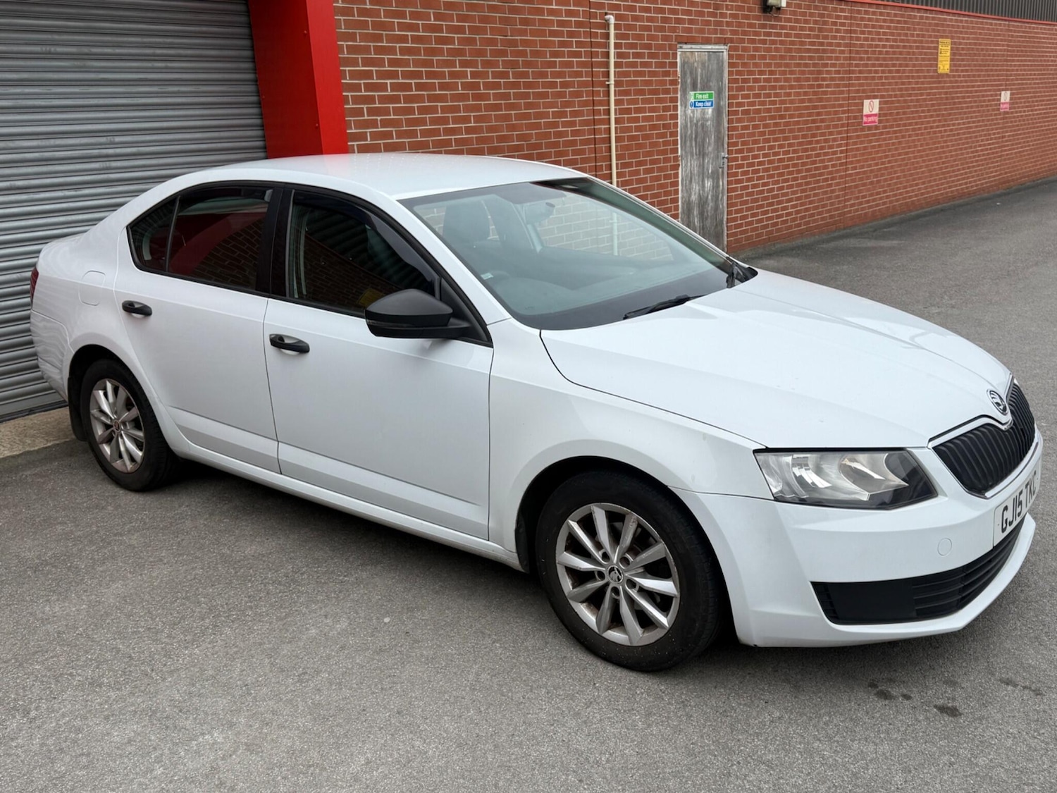 Used Skoda Octavia 2015 for sale - 77982688: Photo 2