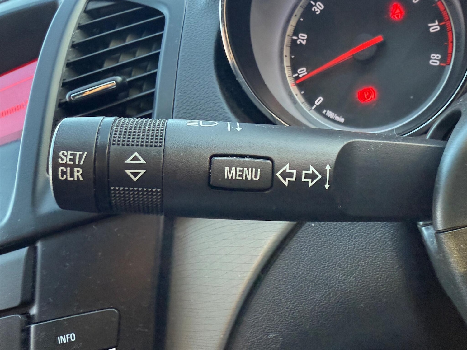 Used Vauxhall Insignia 2012 for sale - 76742569: Photo 14