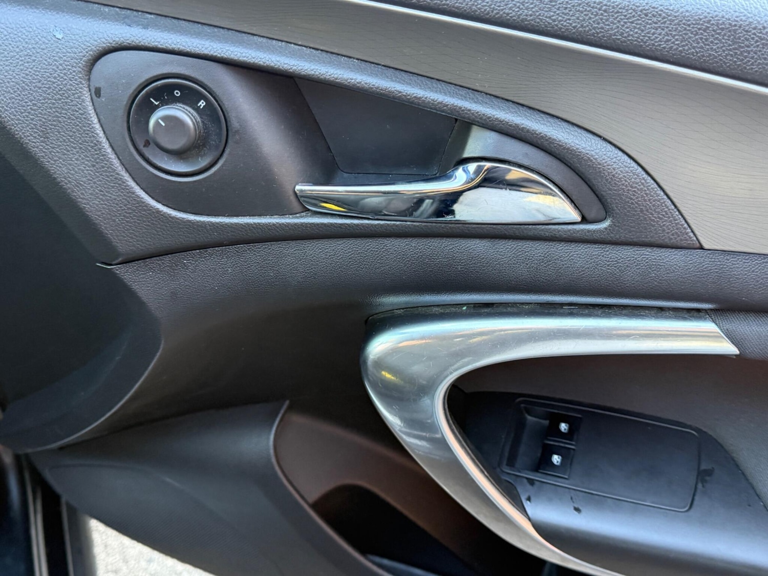 Used Vauxhall Insignia 2012 for sale - 76742569: Photo 9