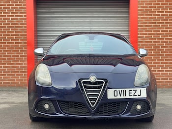 Used Alfa Romeo Giulietta 2011 for sale - 75741047: Photo