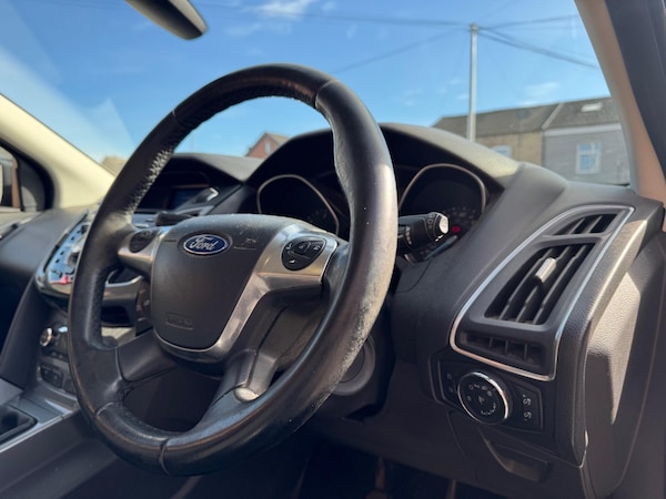 Used Ford Focus 2013 for sale - 76294568: Photo 11