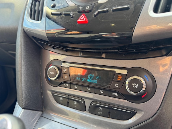 Used Ford Focus 2013 for sale - 76294568: Photo 14
